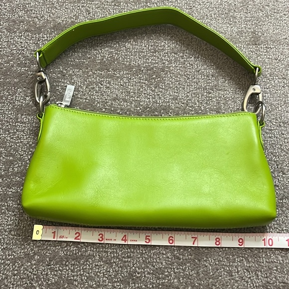 Hobo Lime Green Leather Shoulder Purse - Picture 2 of 13